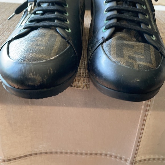 Men Shoes - Picture 12 of 14